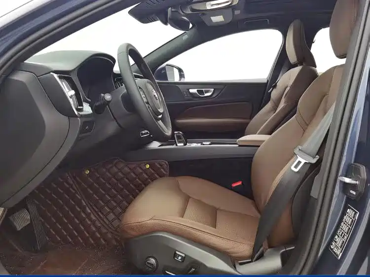Volvo S60 — миниатюра 4