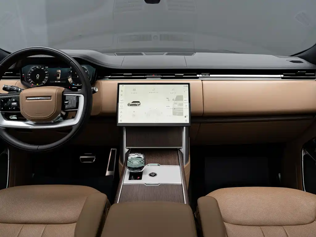 Land Rover Range Rover 2024 3.0 L6 400PS Long Wheelbase мест