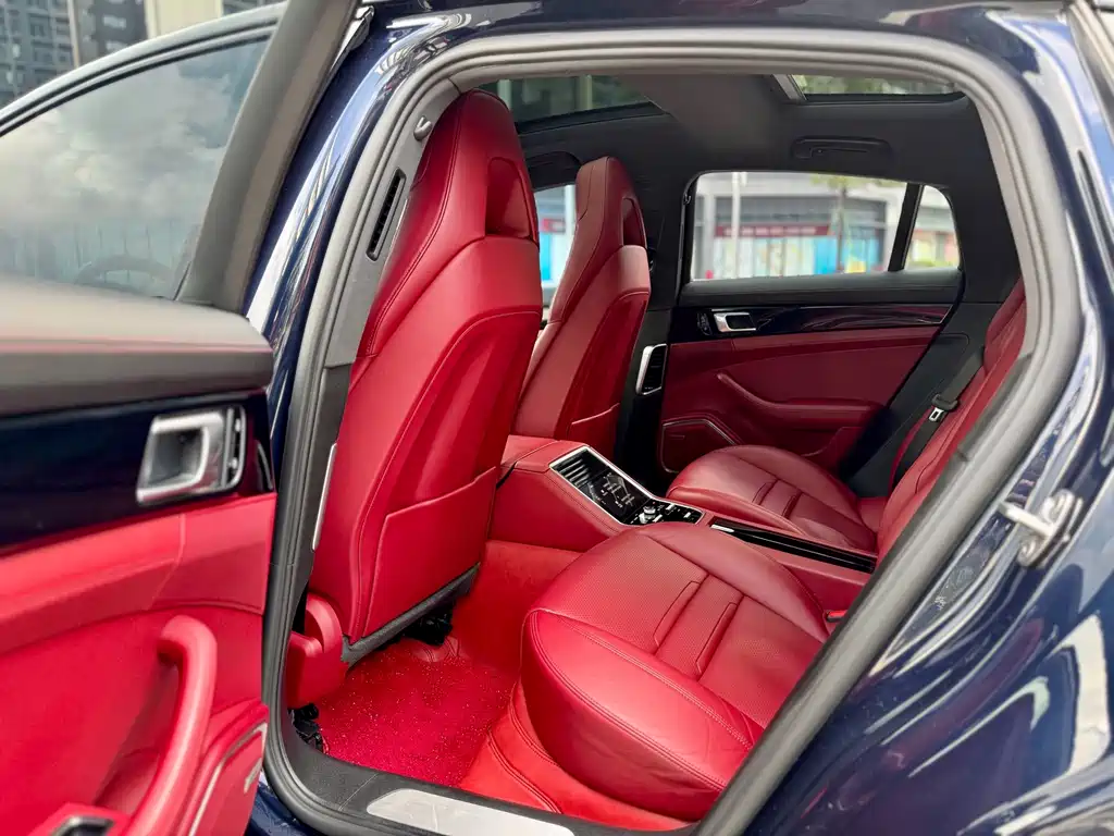 Porsche Panamera — миниатюра 6