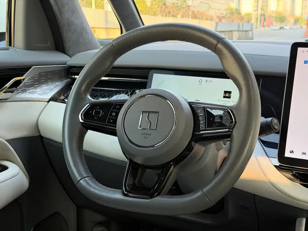 ZEEKR EXTREME KRYPTON 009