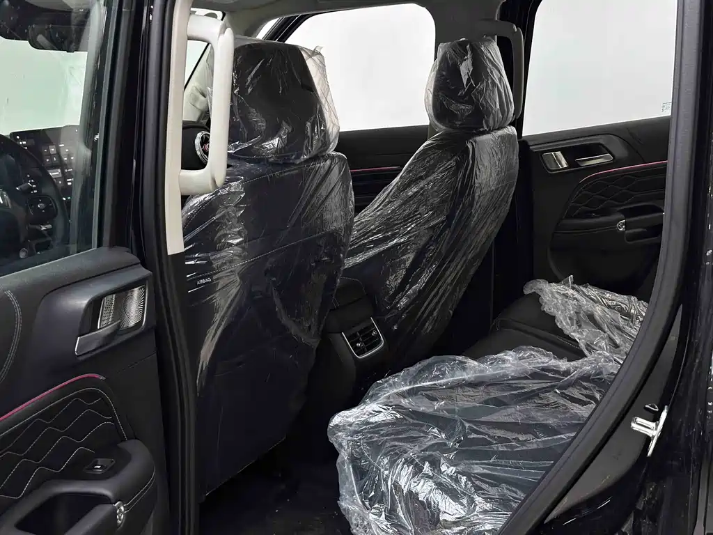 TANK TANK 300 NEW ENERGY