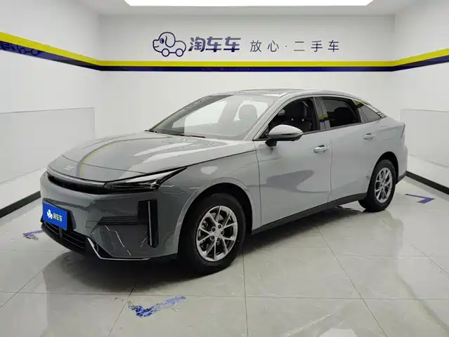 2025 Geely Galaxy L6
