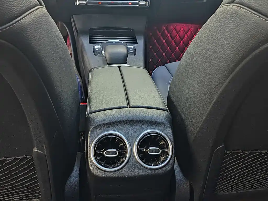 Mercedes-Benz A-Class — миниатюра 10