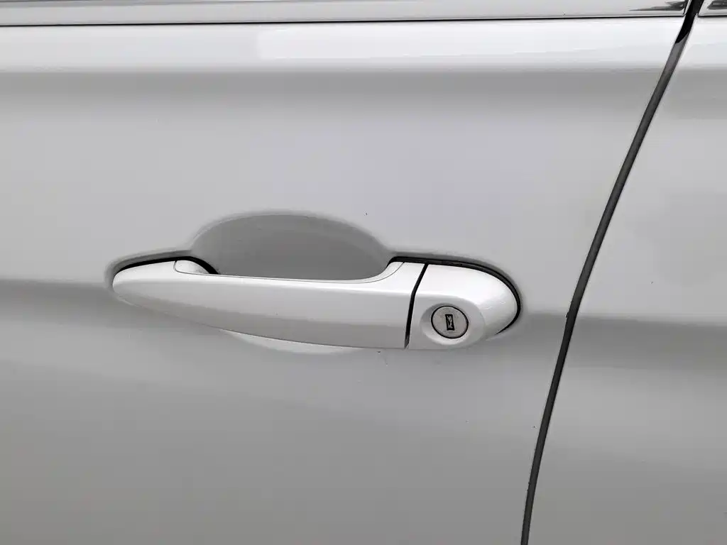 BMW 3 Series — миниатюра 18