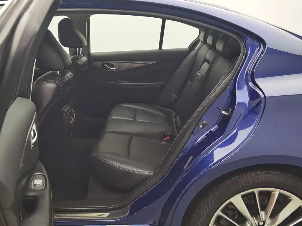Infiniti Q50L — миниатюра 15