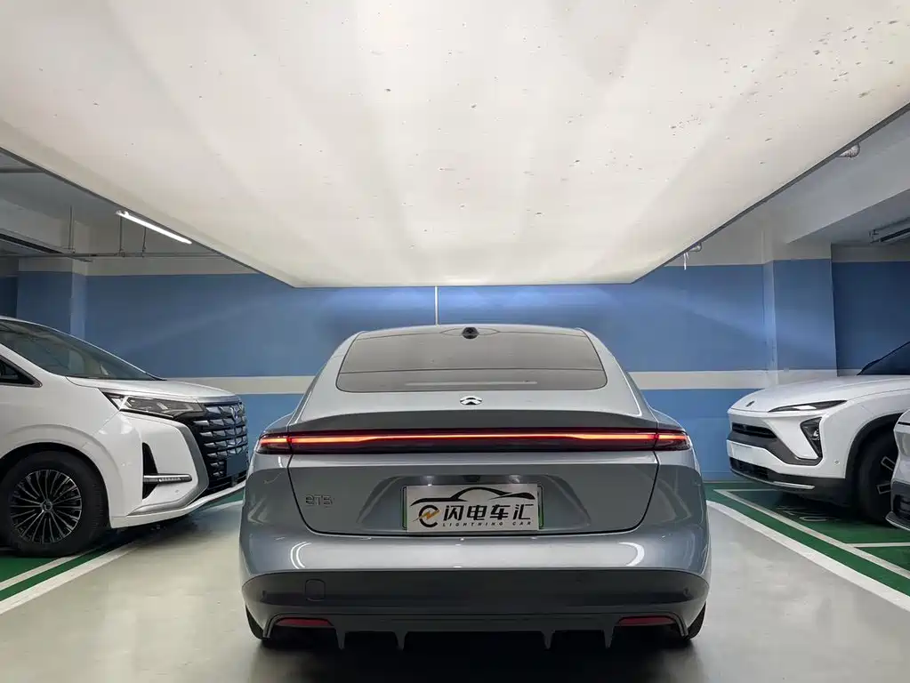NIO ET5 — миниатюра 7