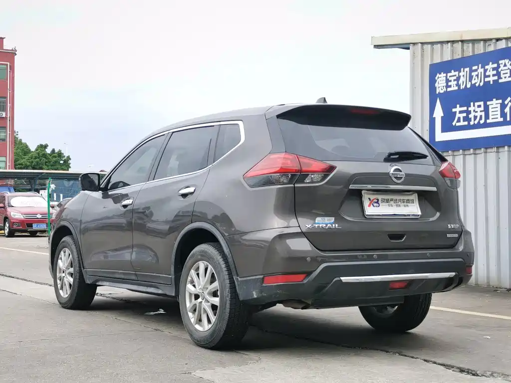 Nissan X-Trail — миниатюра 16