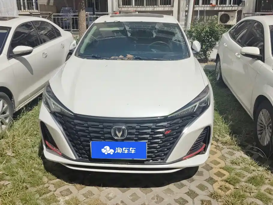 Changan Eado — миниатюра 2