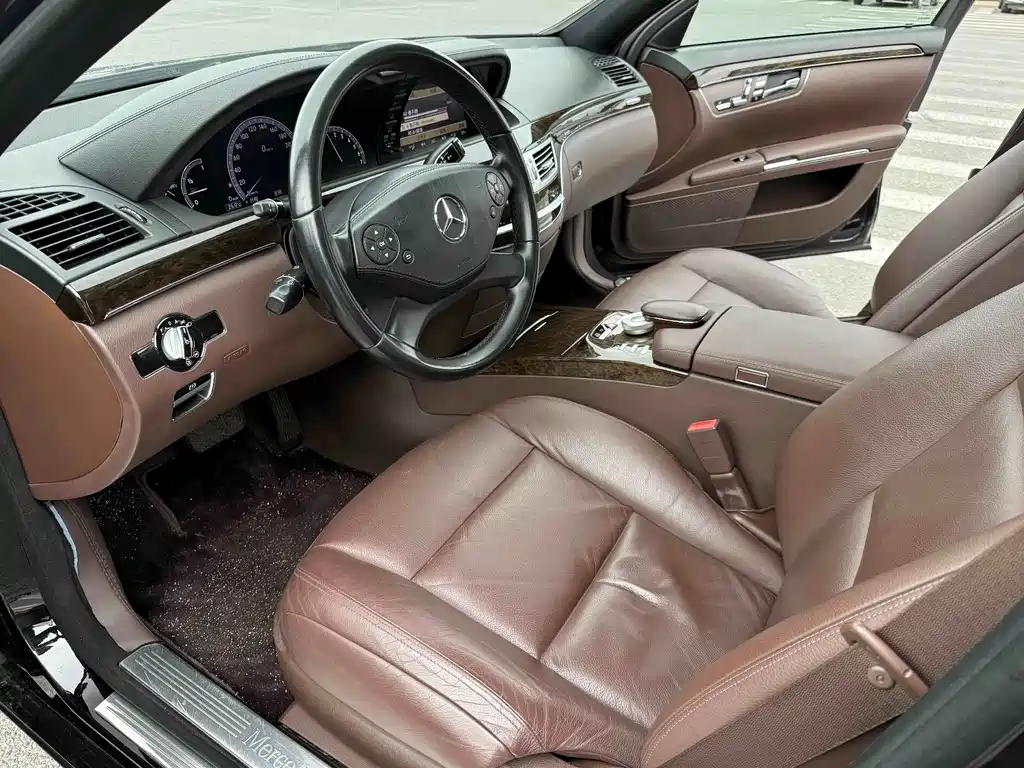 Mercedes-Benz S-Class — миниатюра 4
