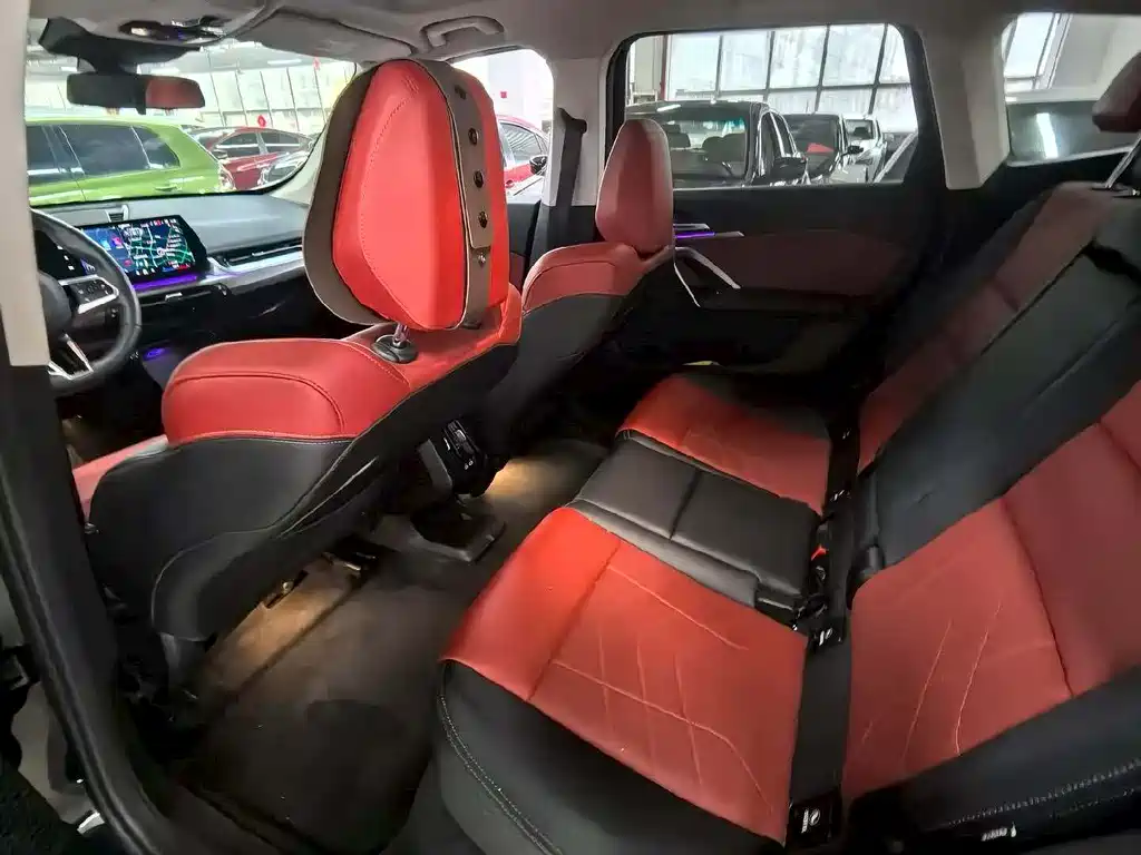 BMW iX1 2023 eDrive25L M Sport