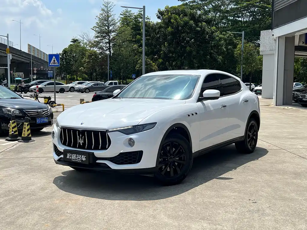 Купить Maserati Levante
