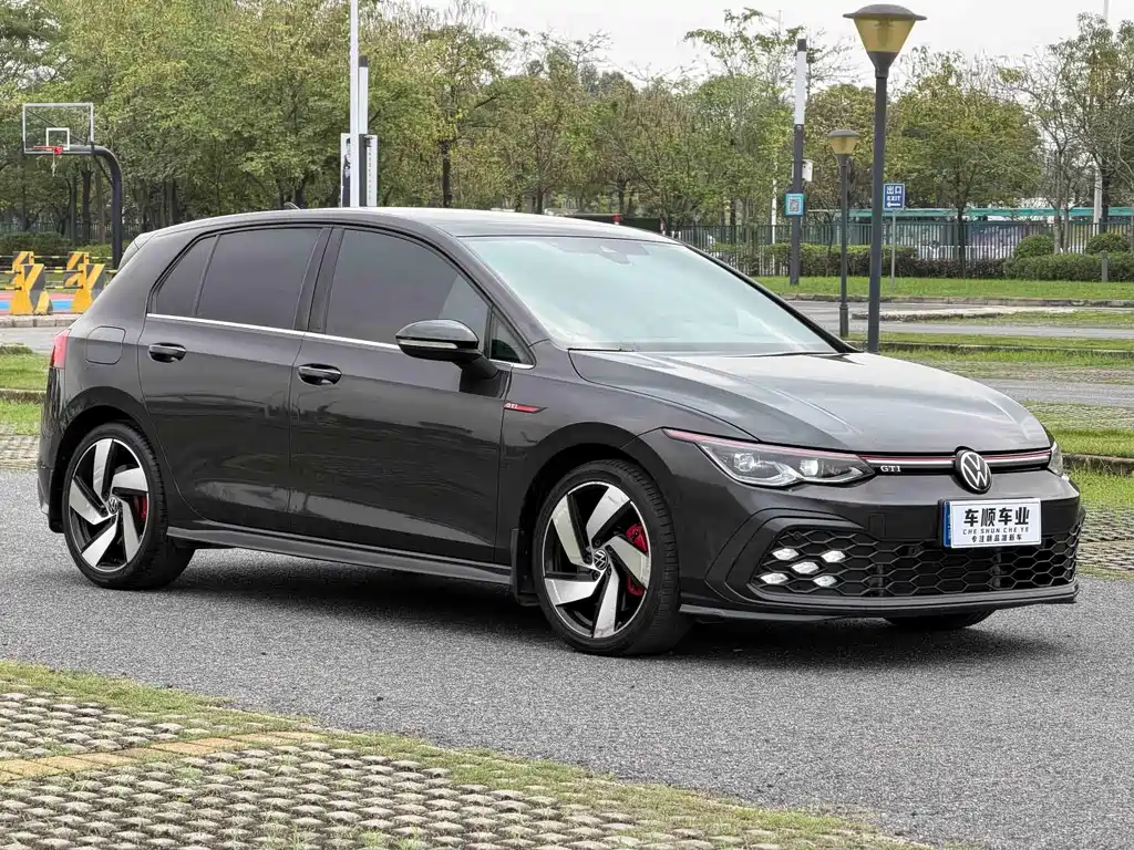 Volkswagen Golf GTI — миниатюра 3