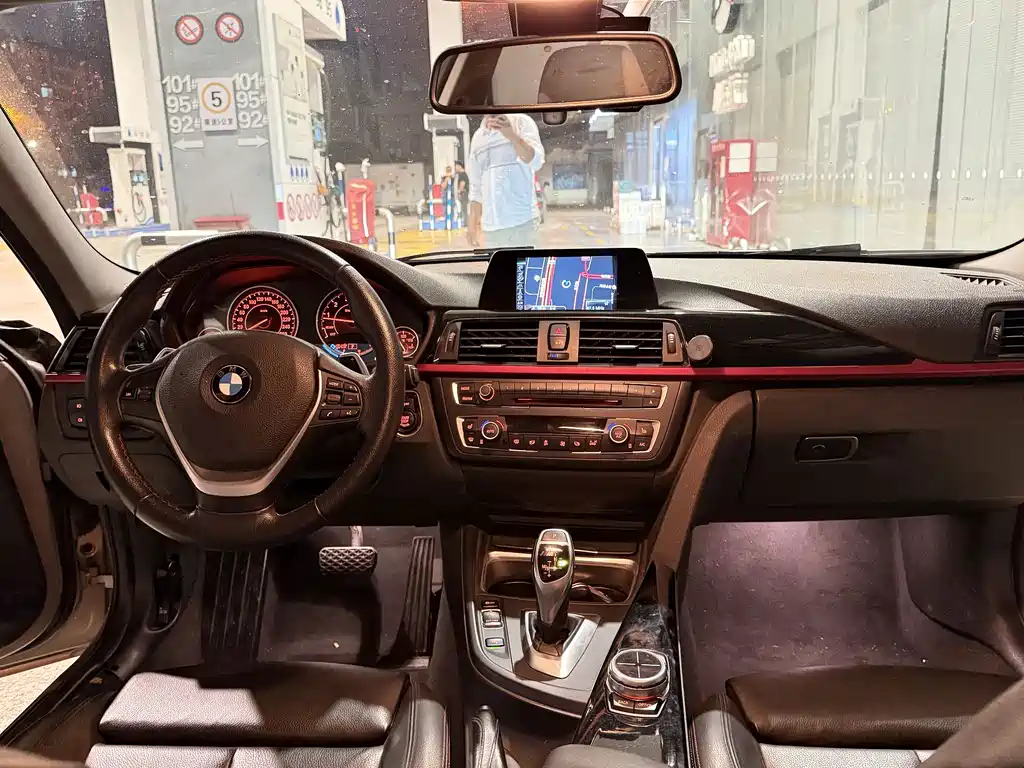 BMW 3 Series — миниатюра 2