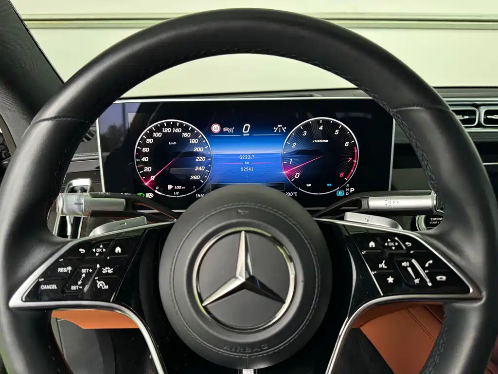 Mercedes-Benz S-Class — миниатюра 5