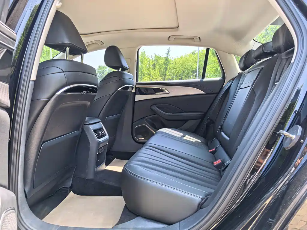 Hongqi H5 2024 1.5T DCT