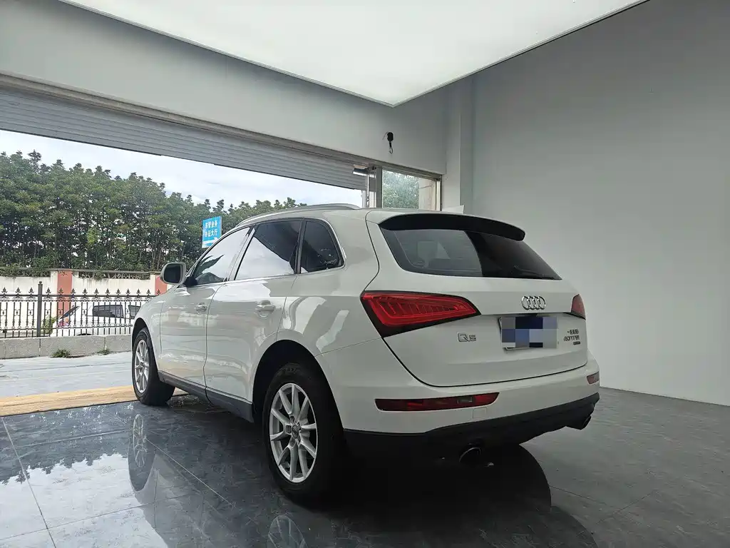 Audi Q5 — миниатюра 5
