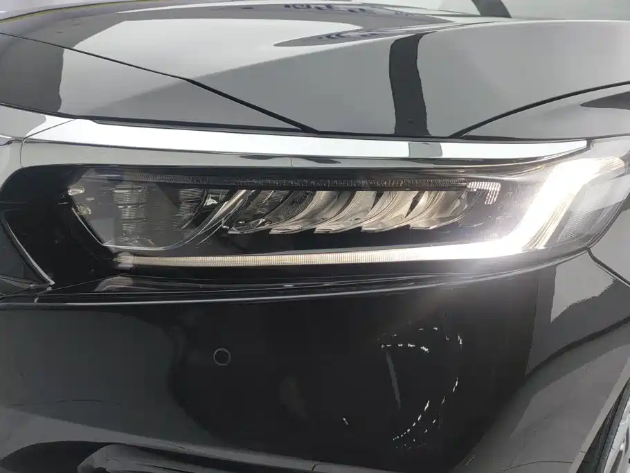Honda Accord — миниатюра 5