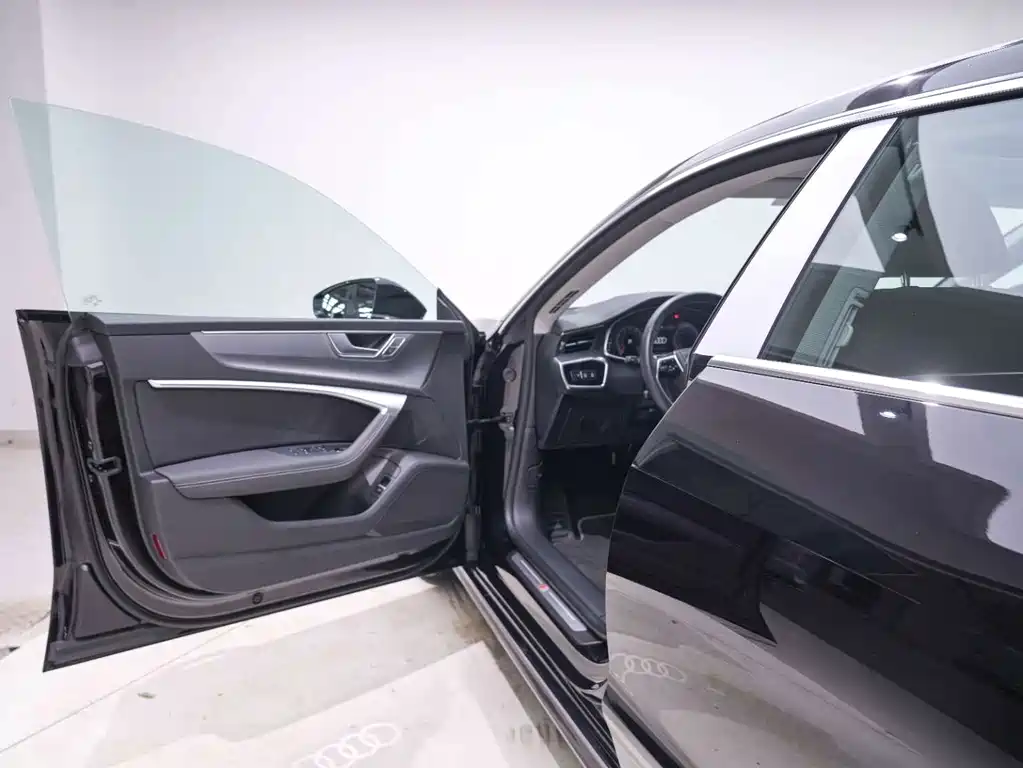 Audi A7L — миниатюра 18