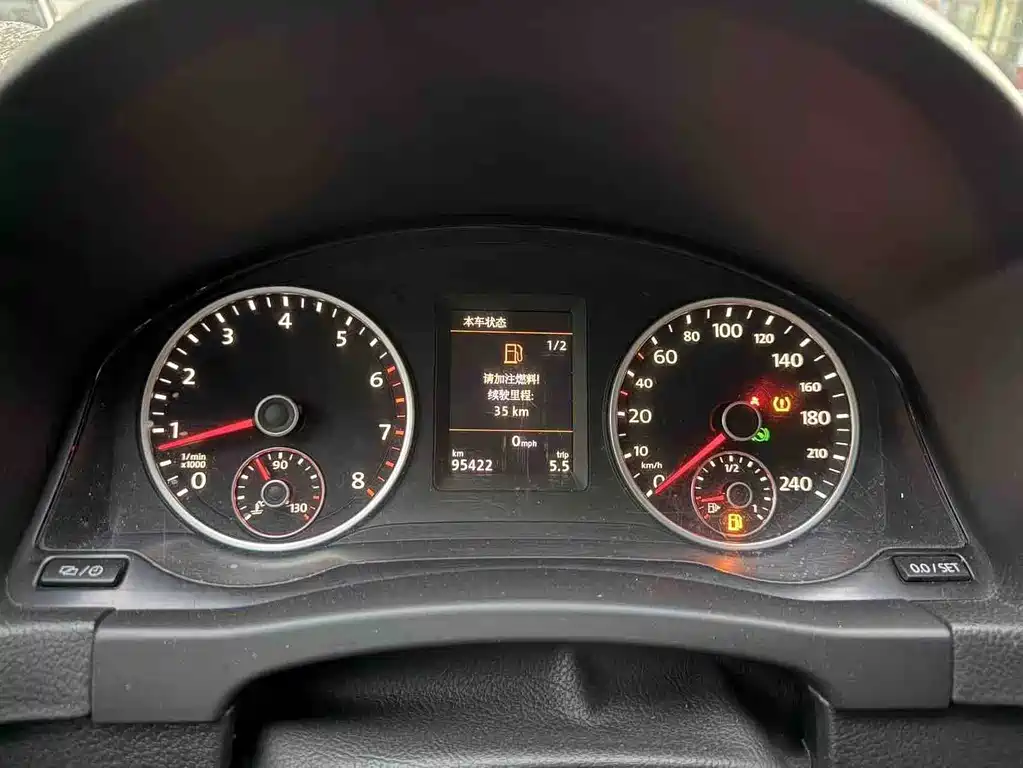 Volkswagen Tiguan — миниатюра 8