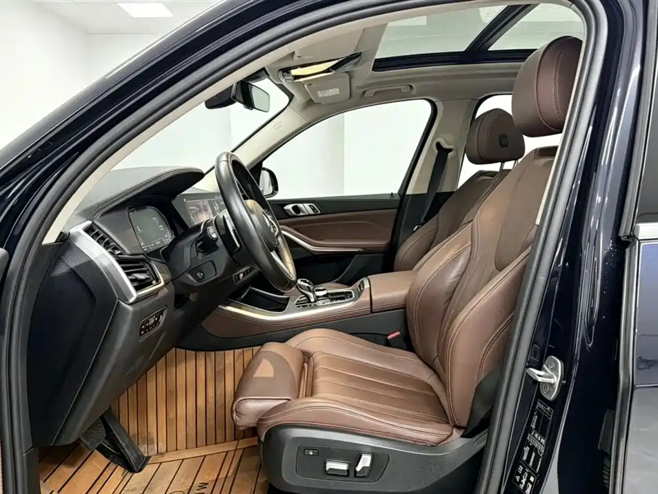 BMW X5 2020 xDrive40i M Sport