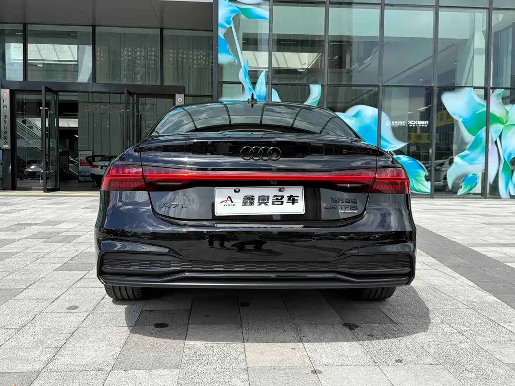 Audi A7L — миниатюра 5