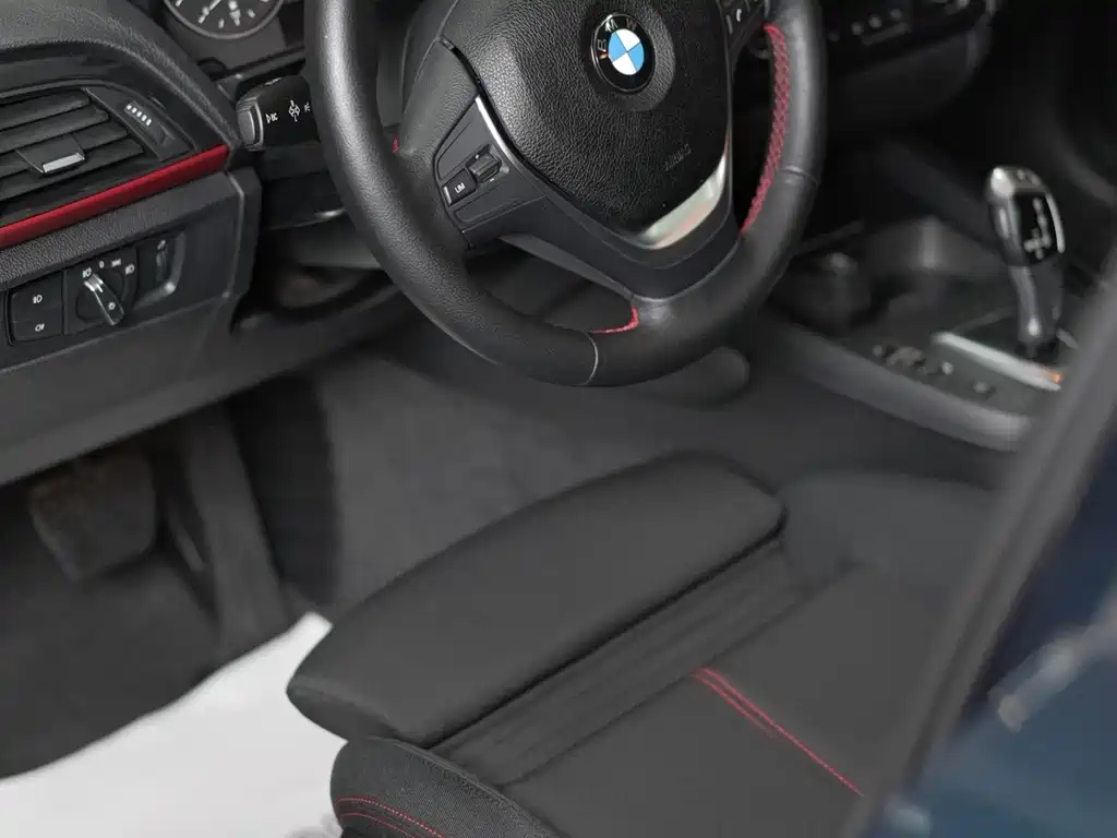 BMW 1 Series (Import) — миниатюра 10