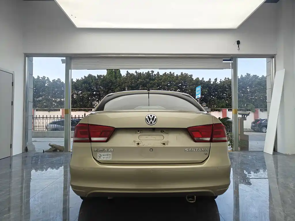 Volkswagen Santana — миниатюра 5