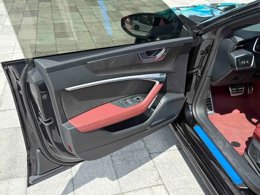 Audi A7L — миниатюра 12