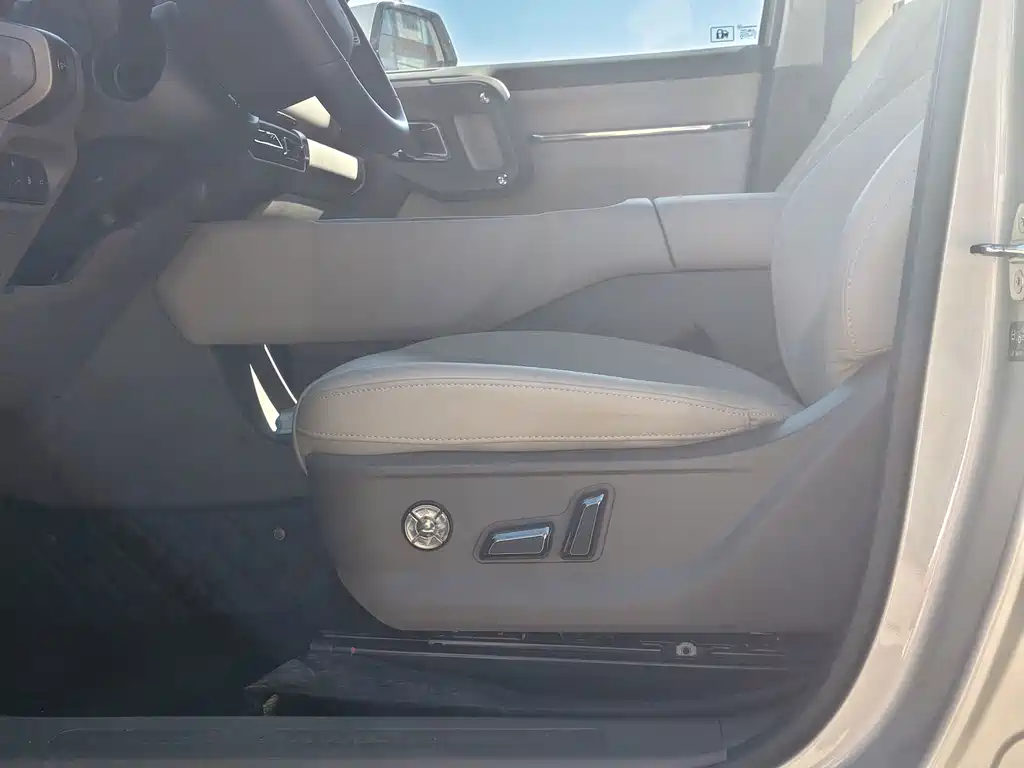 Haval Big Dog PLUS New Energy — миниатюра 17