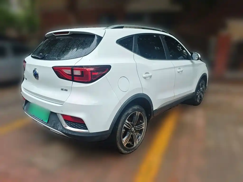 MG ZS — миниатюра 4