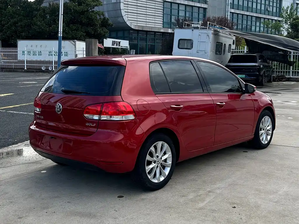 Volkswagen Golf — миниатюра 4