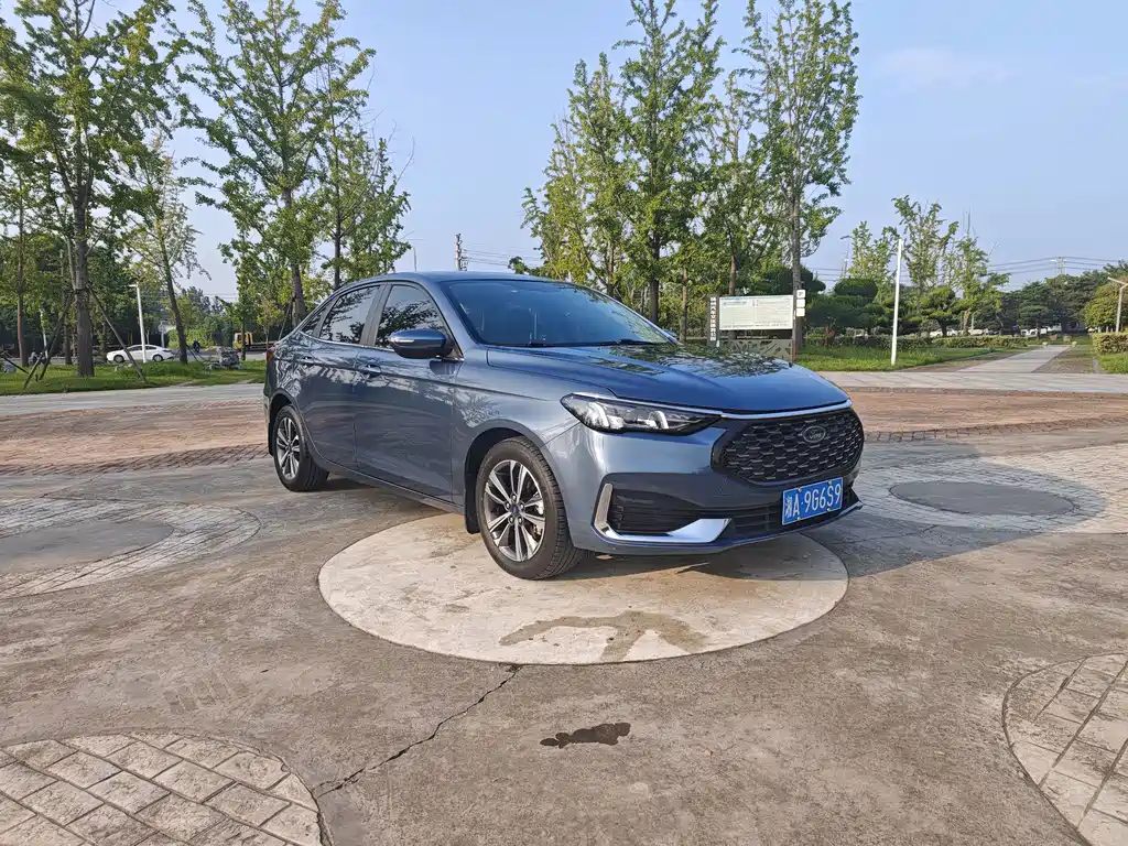 Ford Escort — миниатюра 3