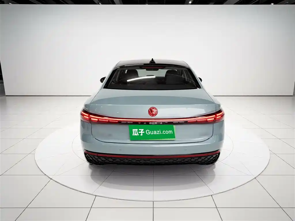 Volkswagen Passat 2025 Pro 380TSI