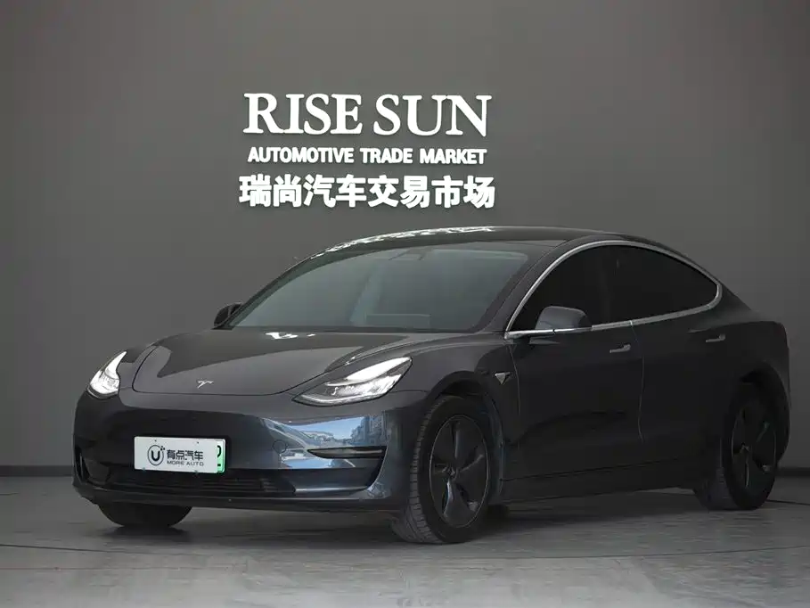 Tesla Model 3 2020