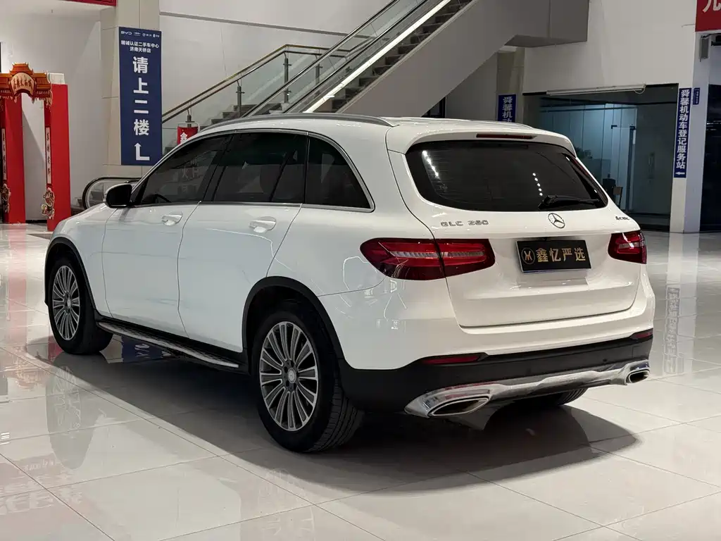 Mercedes-Benz GLC 2016 GLC 200 4MATIC