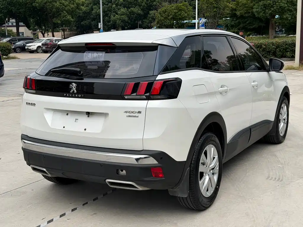 Peugeot 4008 — миниатюра 6