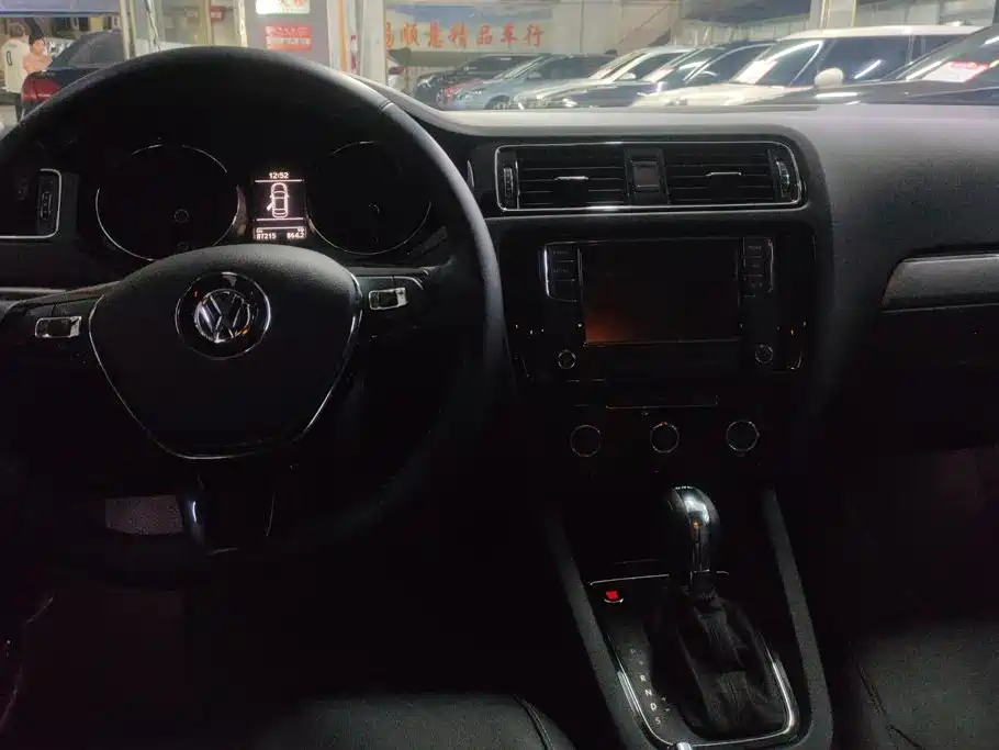 Volkswagen Sagitar — миниатюра 12