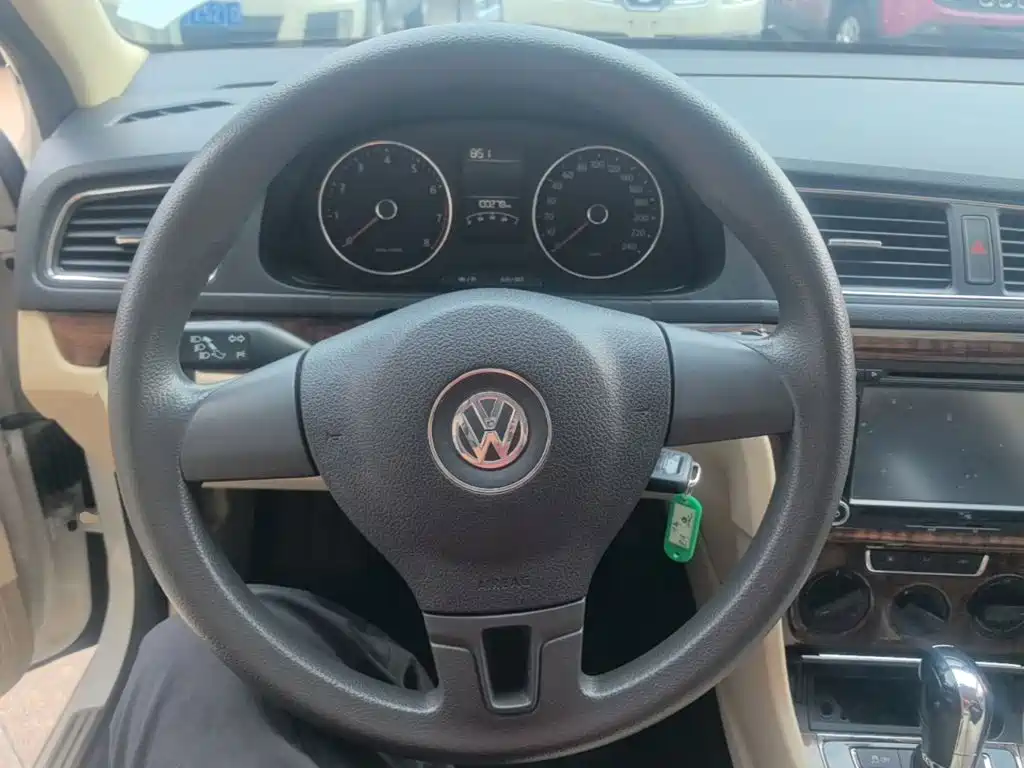 Volkswagen Lavida — миниатюра 11