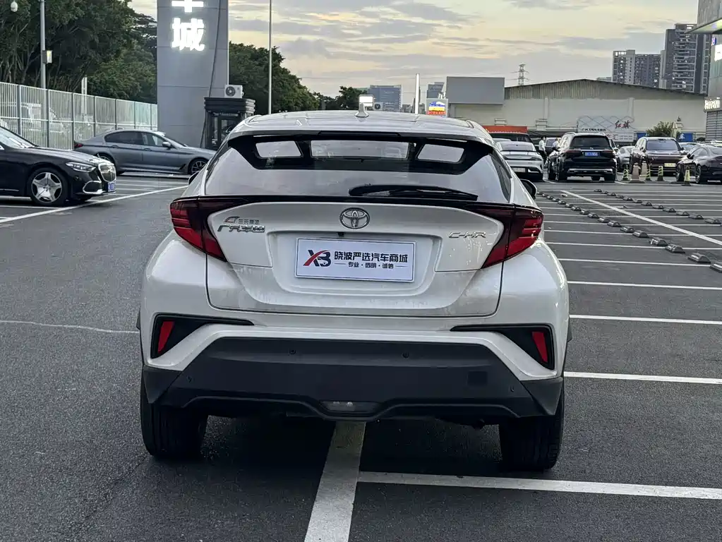 Toyota C-HR — миниатюра 5