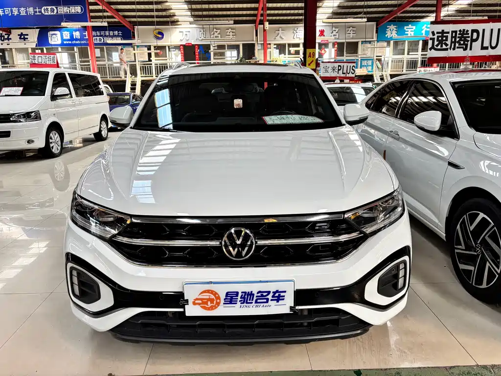 Volkswagen T-Roc — миниатюра 2