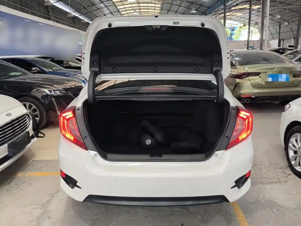 Honda Civic — миниатюра 19
