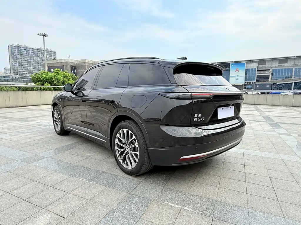 NIO ES6 — миниатюра 8