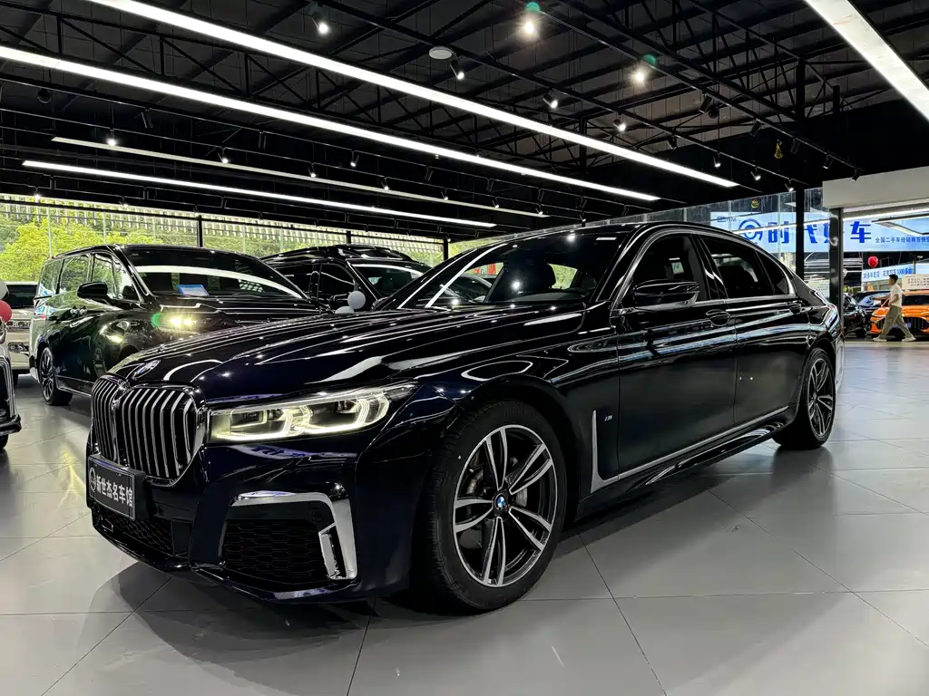 BMW 7 SERIES