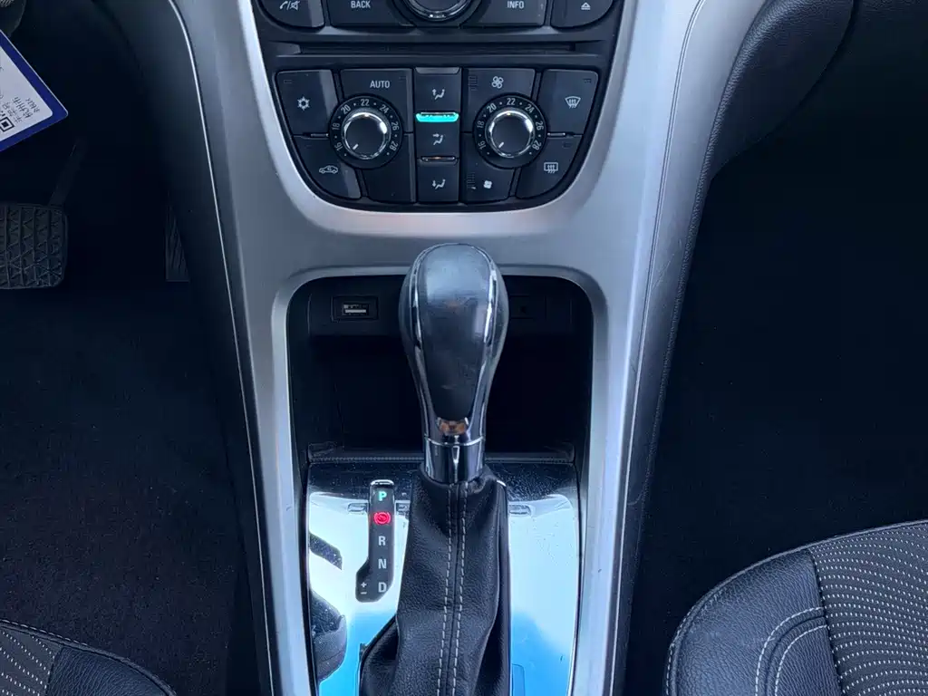Buick Excelle — миниатюра 13