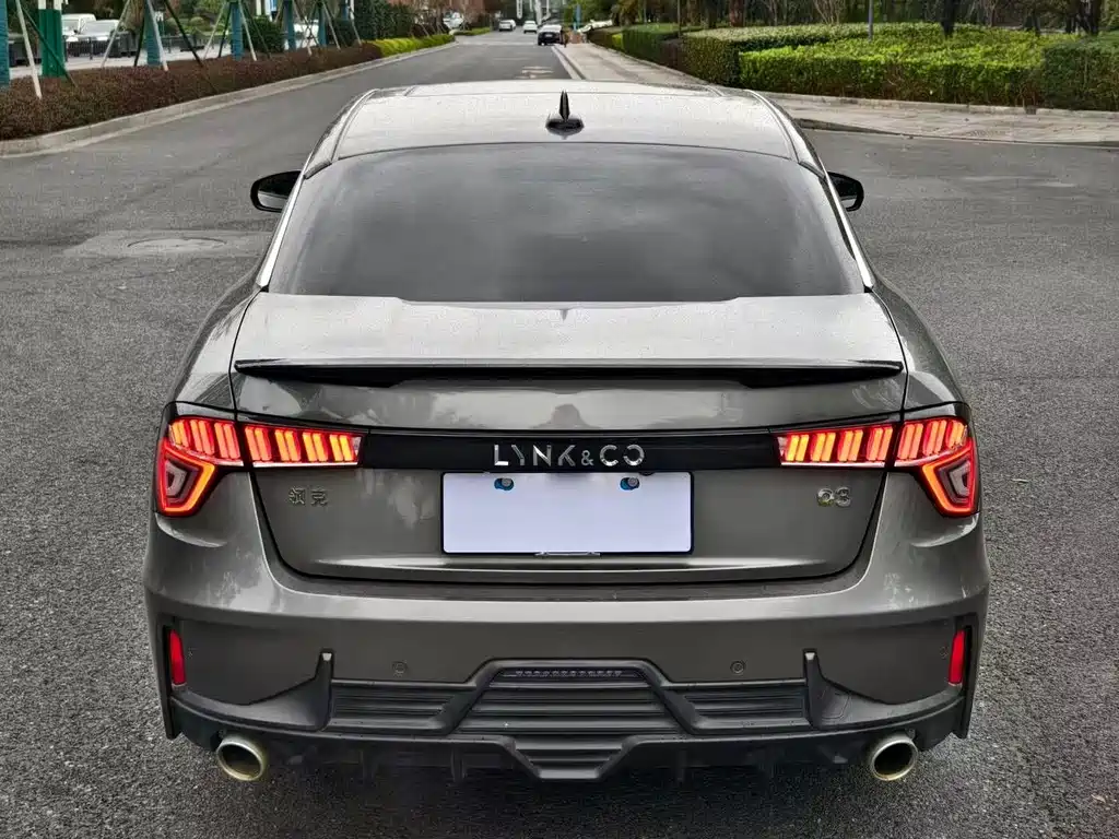 Lynk & Co 03 — миниатюра 8