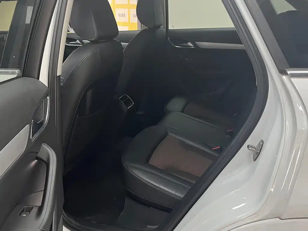 Audi Q3 — миниатюра 7
