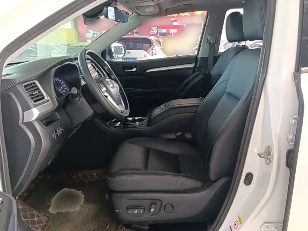 Toyota Highlander — миниатюра 15
