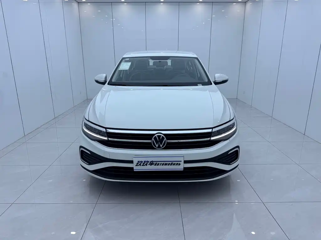 Volkswagen Bora — миниатюра 2