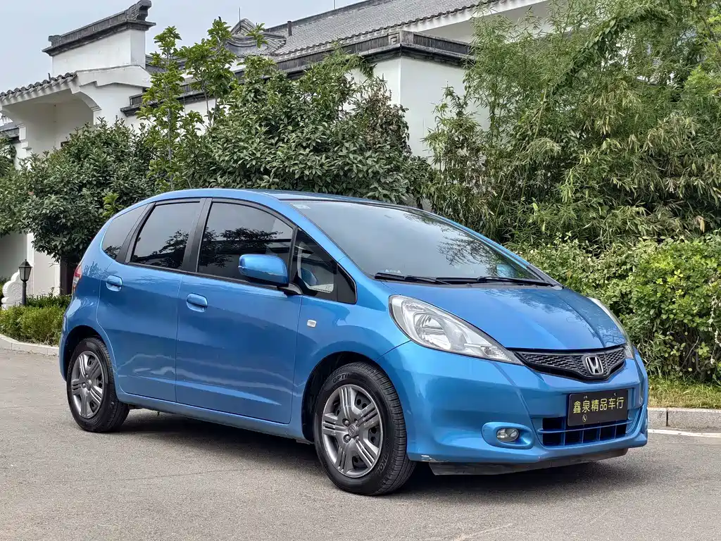 Honda Fit — миниатюра 3