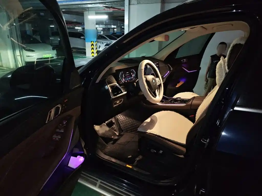 BMW X7 — миниатюра 14